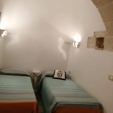 Dom wakacyjny Trullo Emmaus