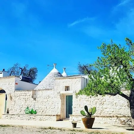 Dom wakacyjny Trullo Emmaus *